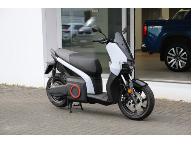 Mó eScooter Elektroroller Scooter LED+LM-Felgen+