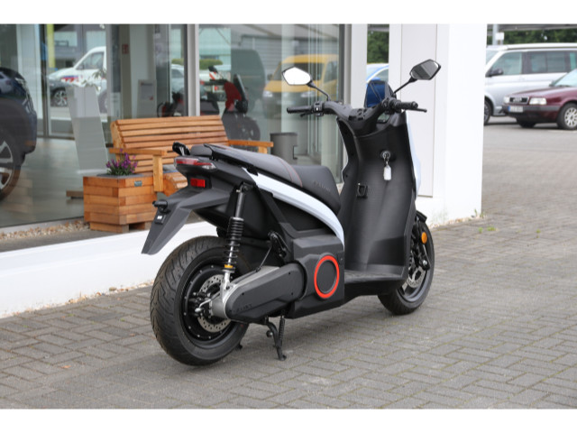 Mó eScooter Elektroroller Scooter LED+LM-Felgen+