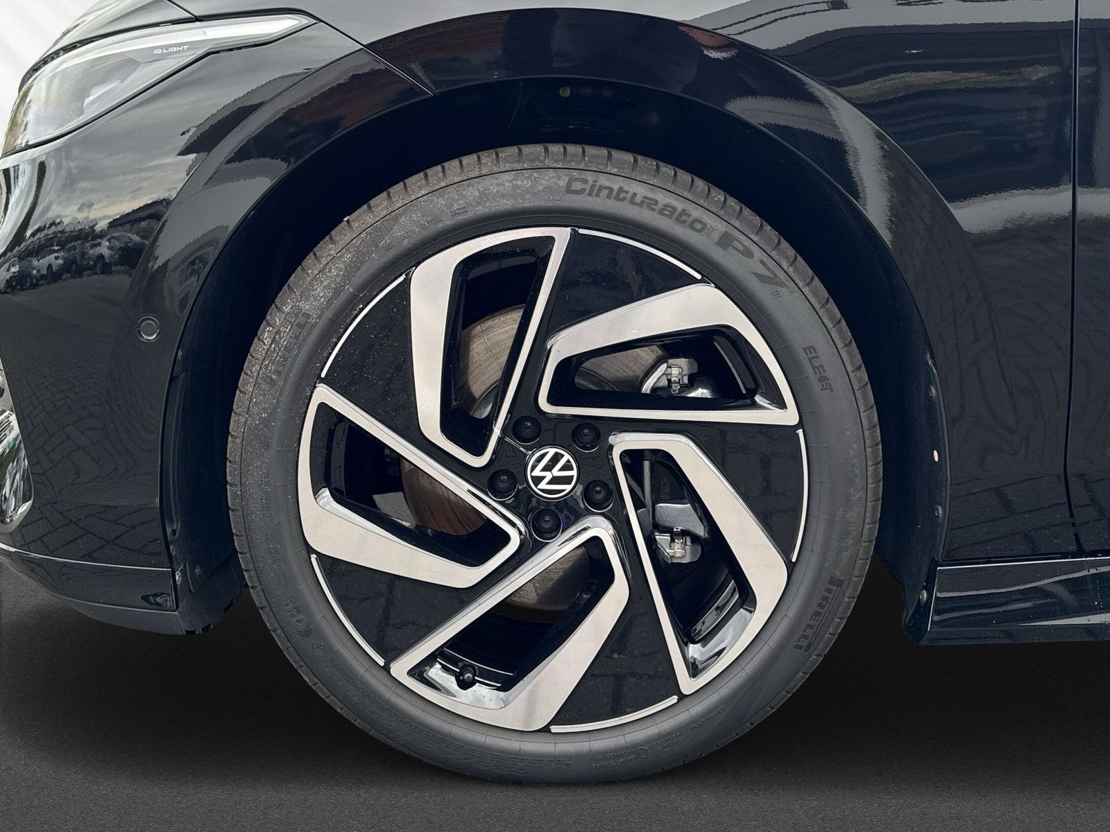 ID.7 Pro LED+Navi+Tempomat+PDC+RFK+ACC+Sitzheiz.