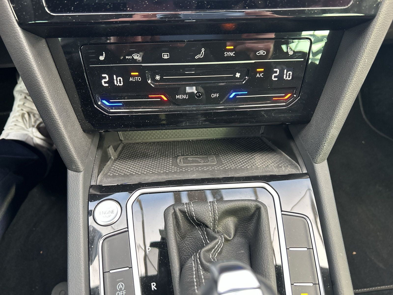 Passat Variant Elegance R-Line +DSG LED+ACC+PDC+