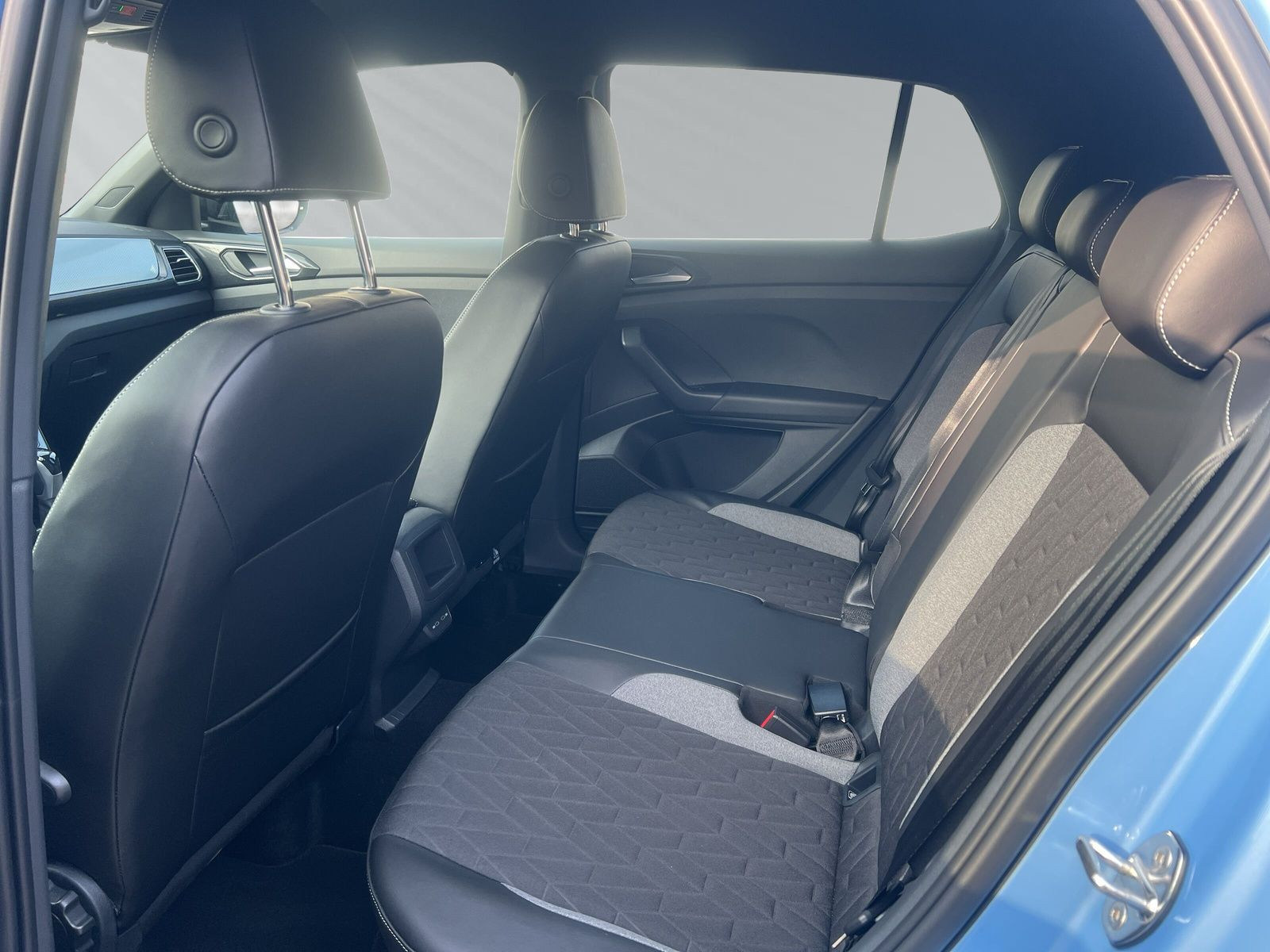 T-Cross Life 1.0 TSI DSG Sitzheizung+PDC+RFK+LED