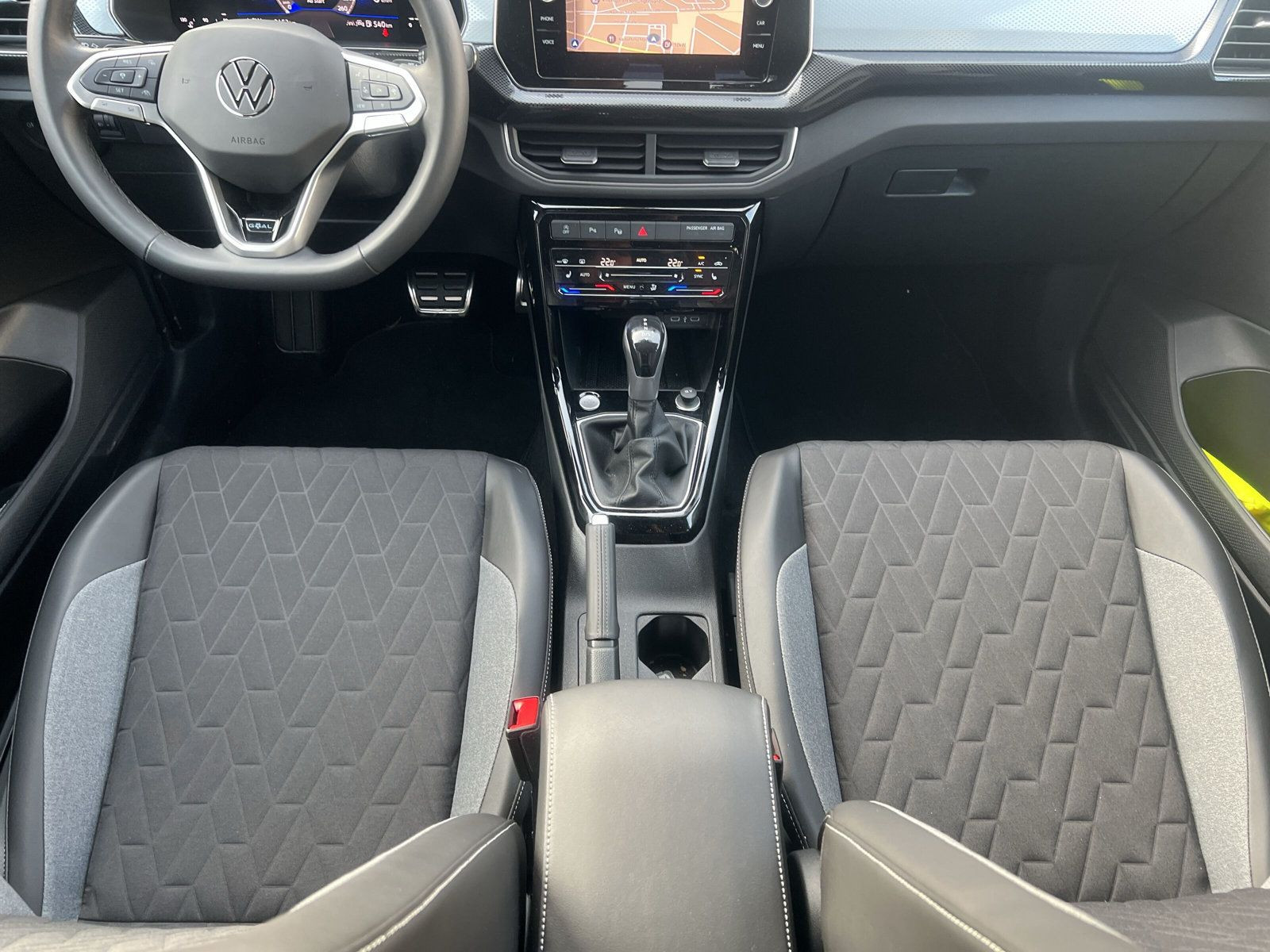 T-Cross Life 1.0 TSI DSG Sitzheizung+PDC+RFK+LED