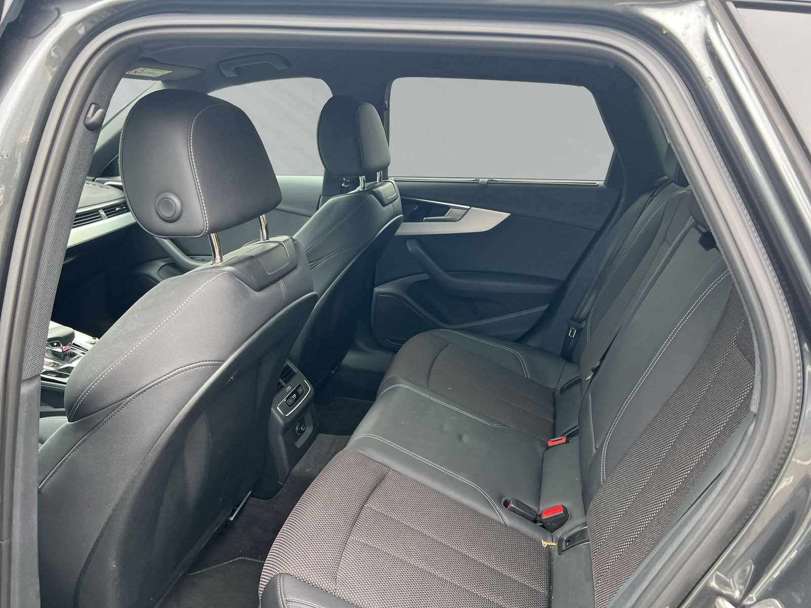 A4 Avant S line 35 TFSI ACC+Totwinkel-Assistent+