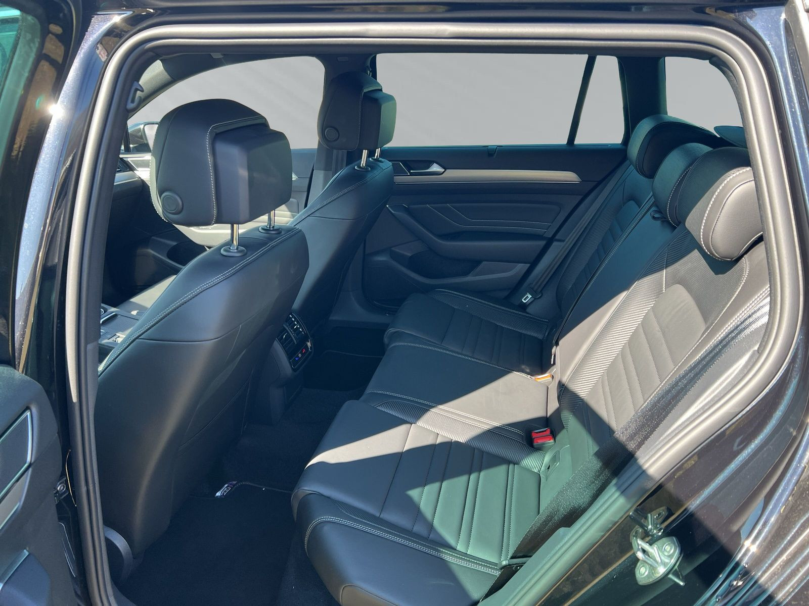 Passat Variant Elegance 1.5 TSI DSG LED+ACC+PDC+