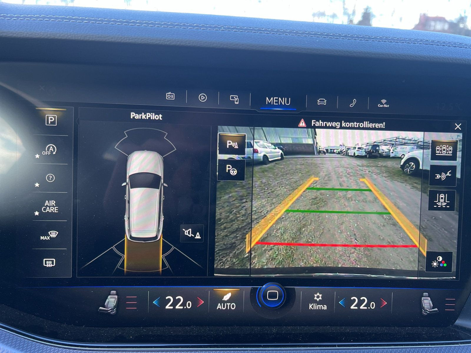 Touareg R-Line 3,0 V6 TDI AHK LED+PDC+Navi+Luff+