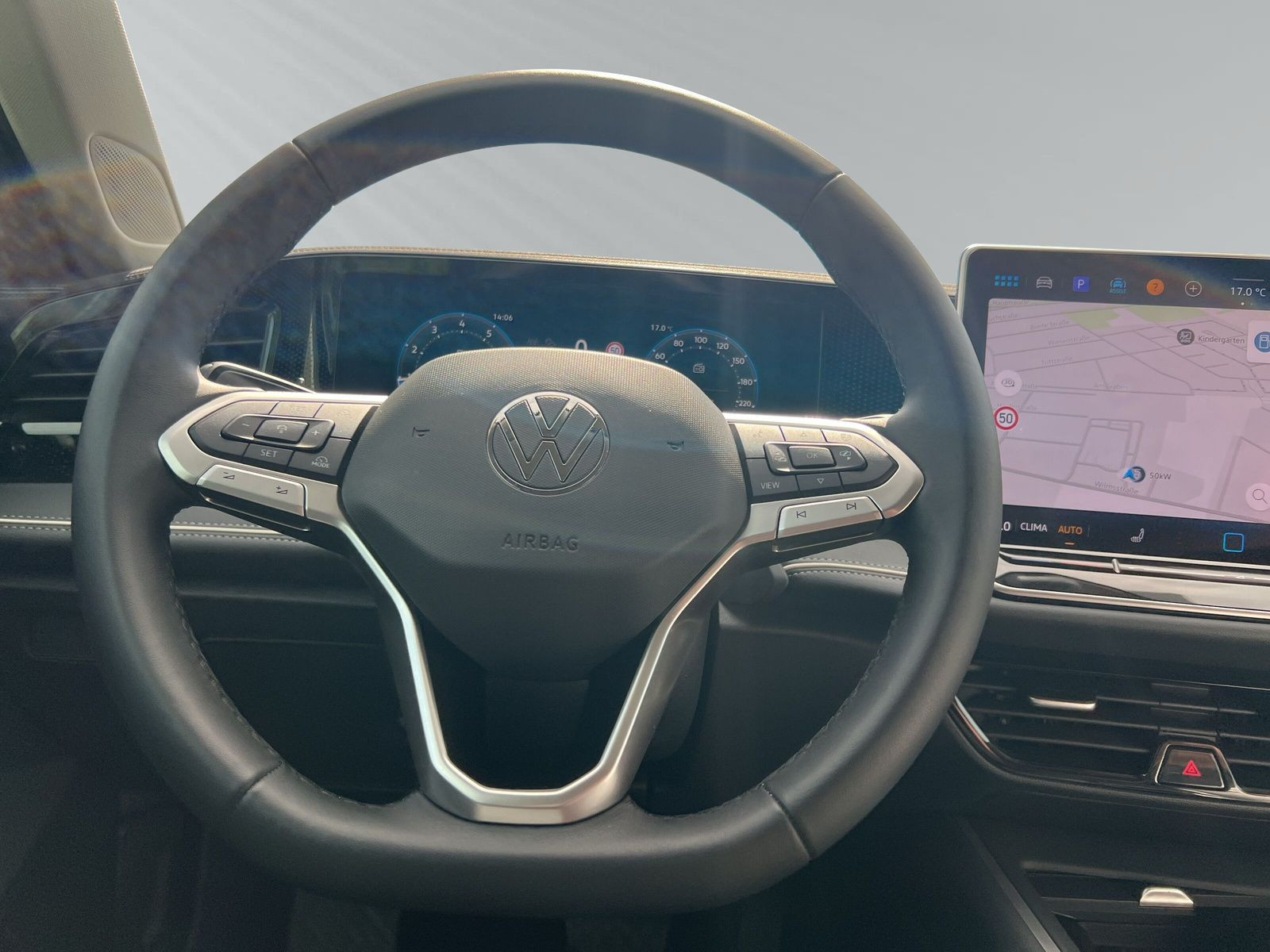 Passat Variant Business 1,5l eTSi 150PS*NEU MOD.