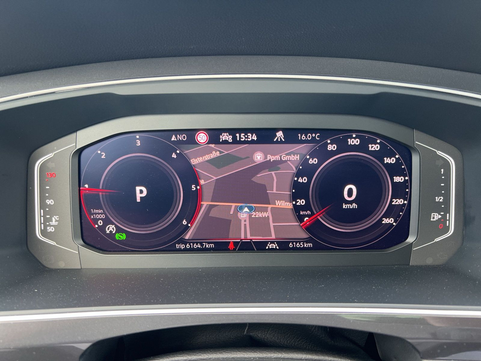 Tiguan Allspace Elegance 2,0 l TDI DSG+ PDC+ LED