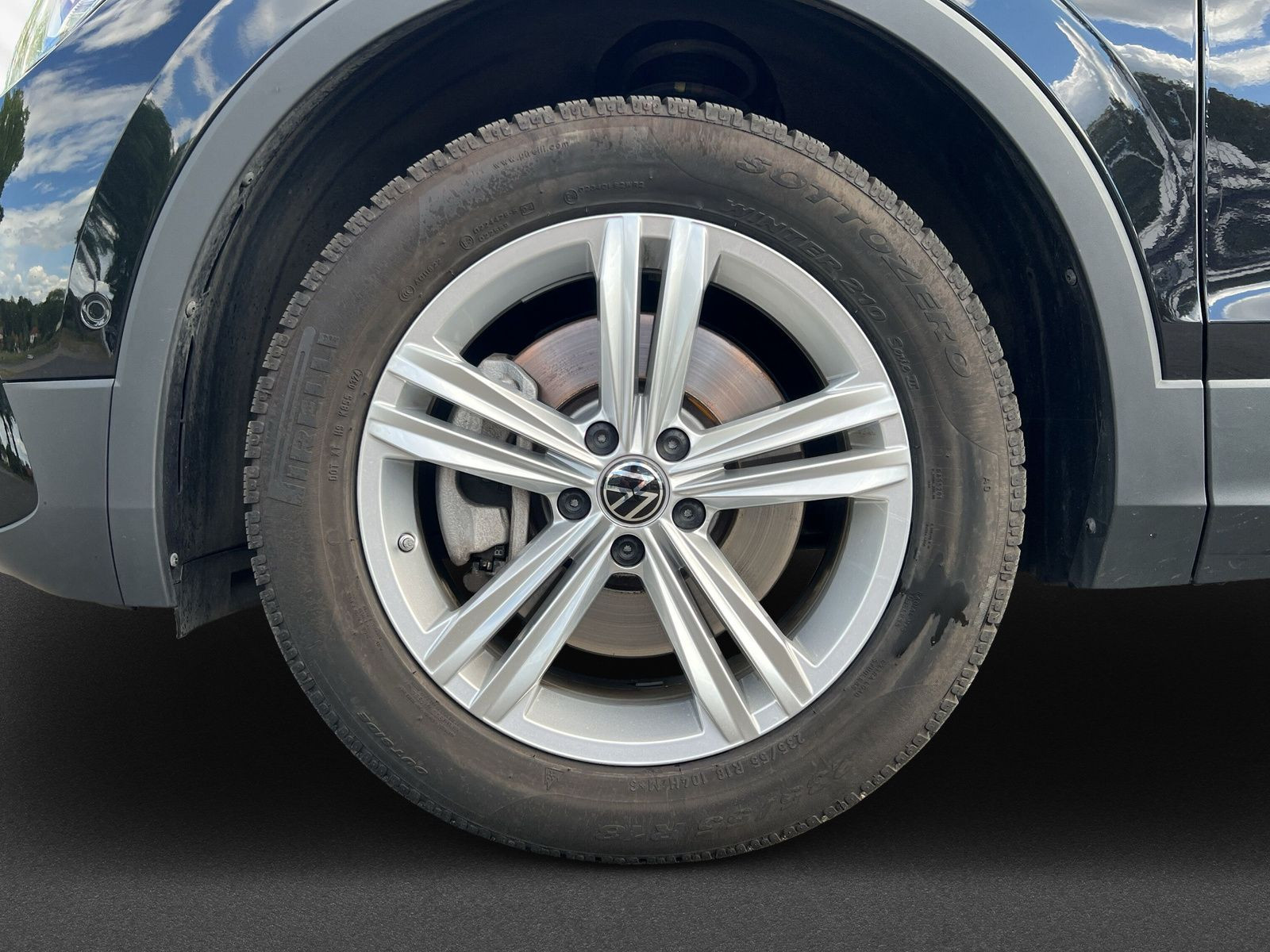 Tiguan Allspace Elegance 2,0 l TDI DSG+ PDC+ LED