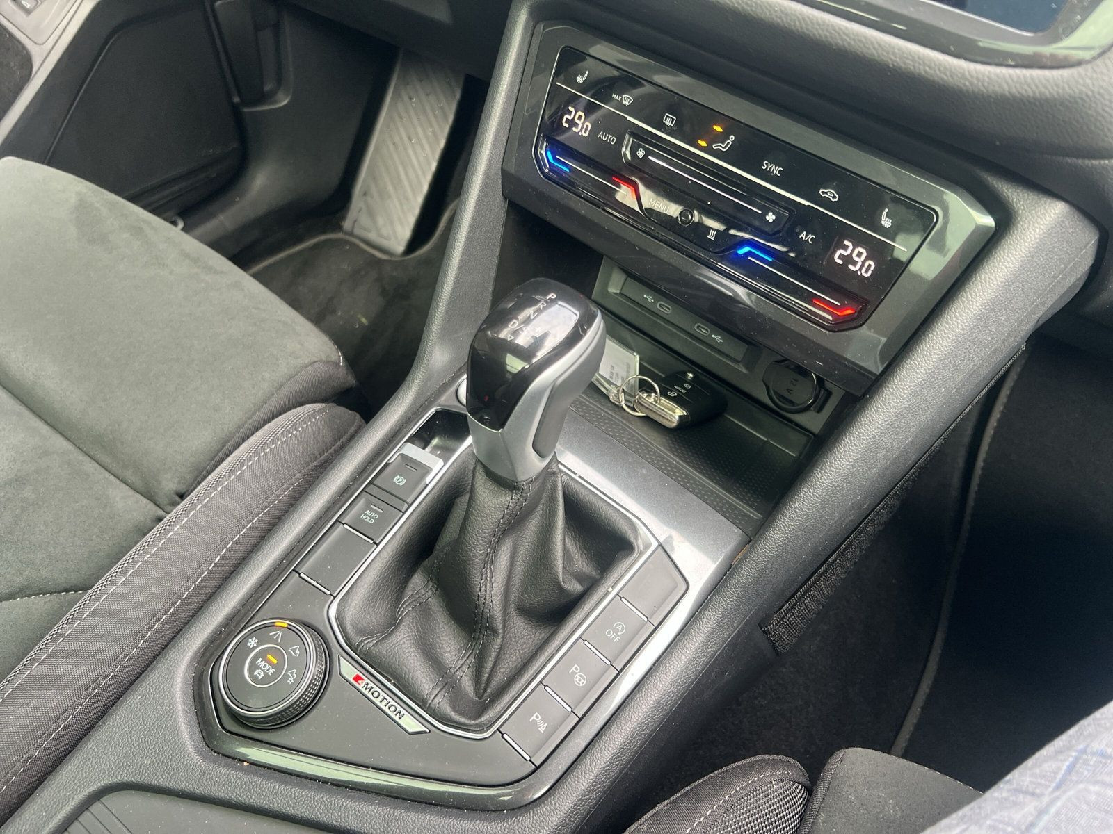 Tiguan Allspace Elegance 2,0 l TDI DSG LED+PDC++