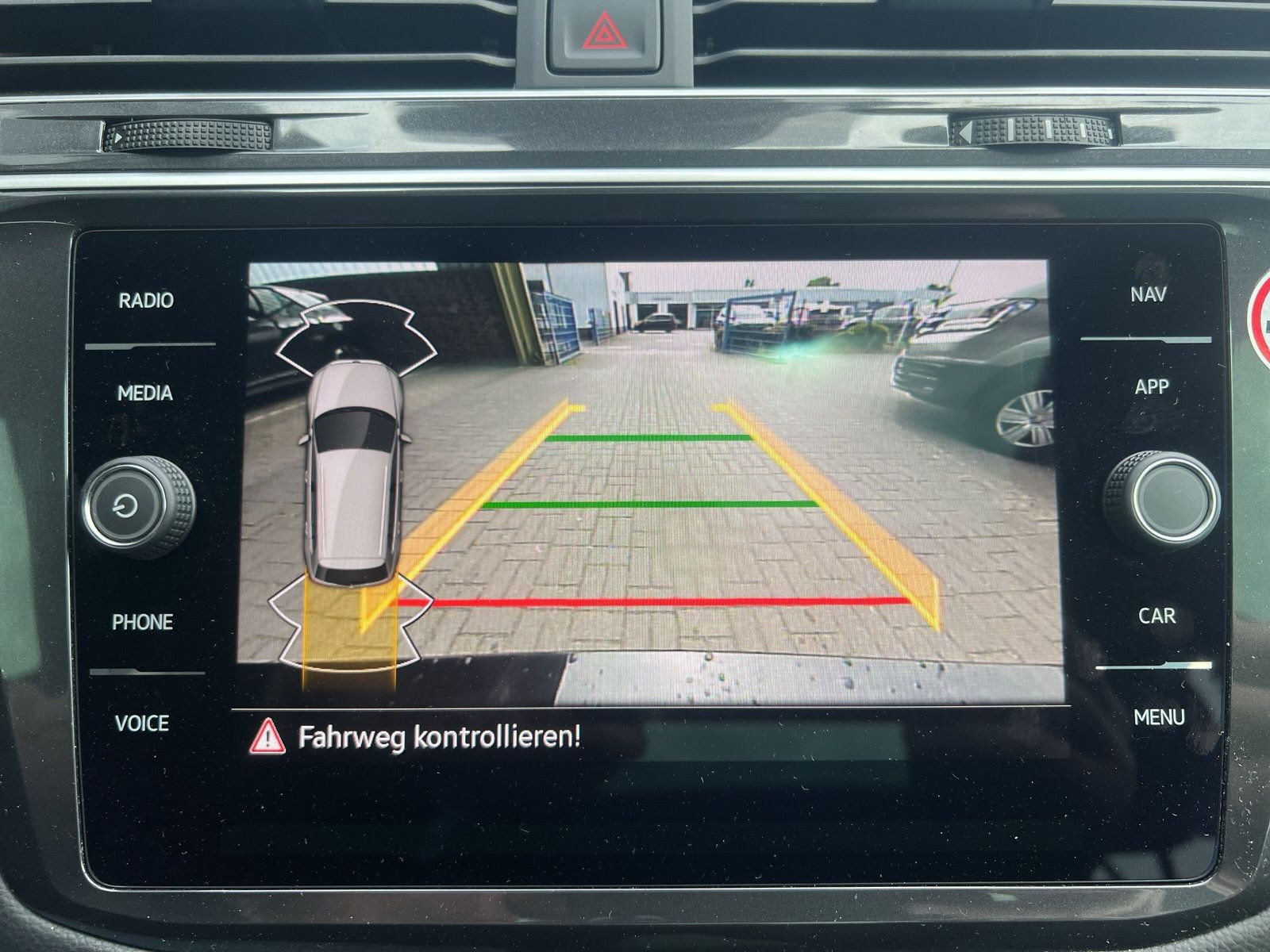 Tiguan Allspace Elegance 2,0 l TDI DSG LED+PDC++