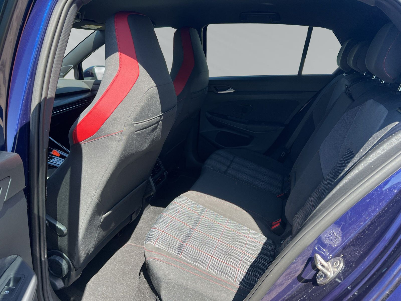 Golf GTI 2,0 l TSI 245PS+PDC+LED+Navi+(UPE:50T¤)