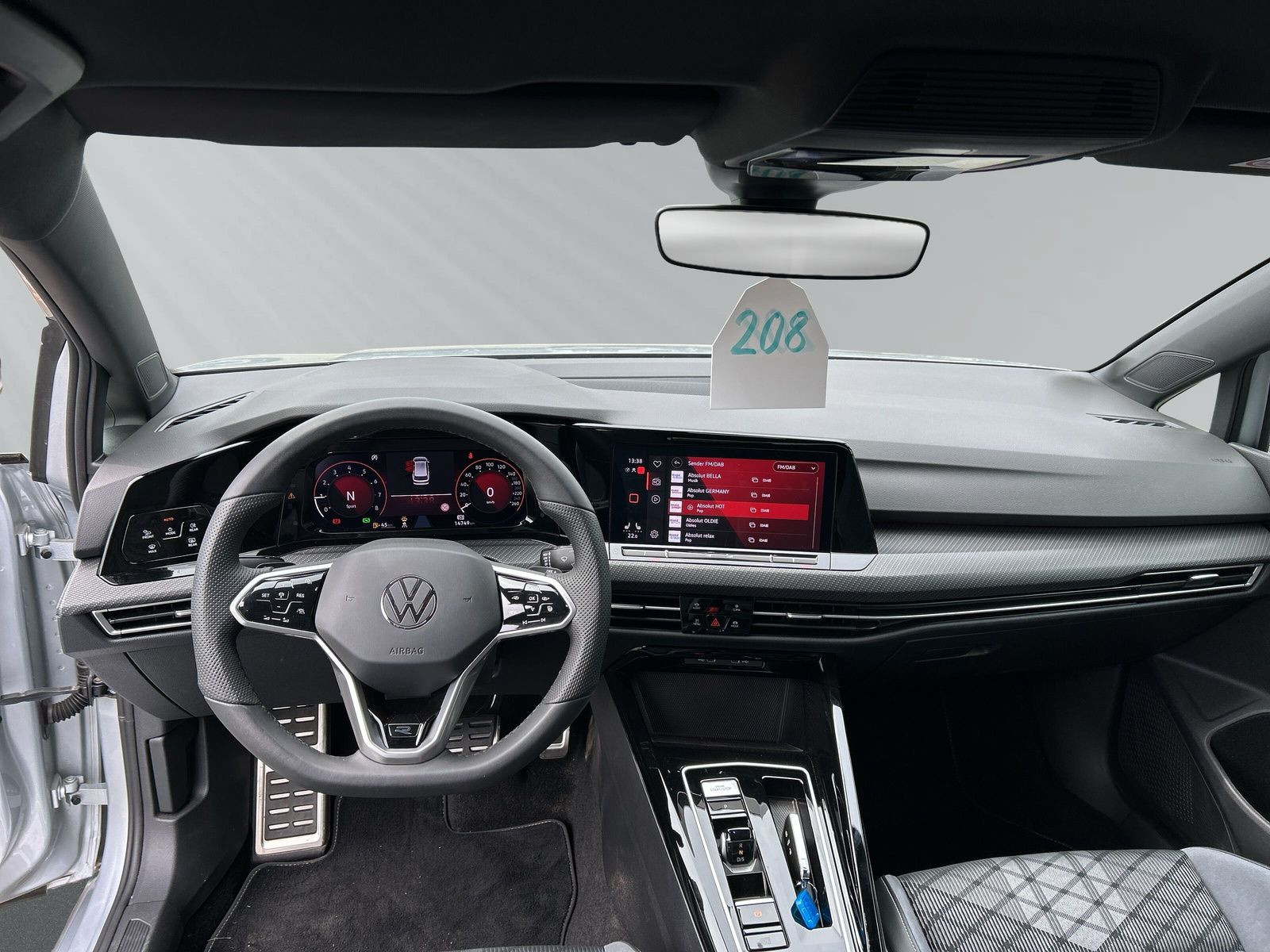 Golf Variant R-Line 1,5l eTSI 130PS DSG+LED+PDC+