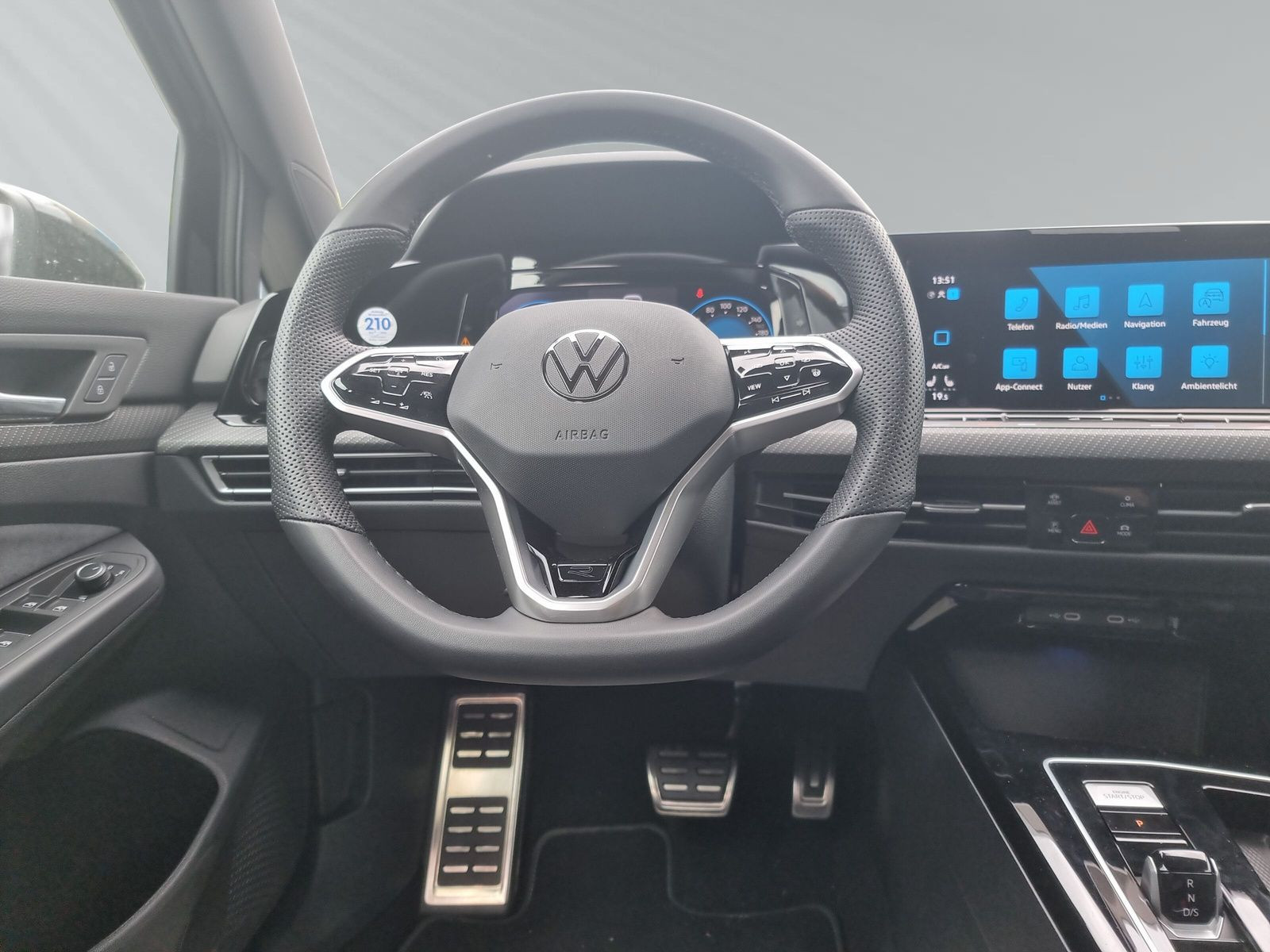 Golf Variant R-Line 1,5 l eTSI 130PS DSG+PDC+LED