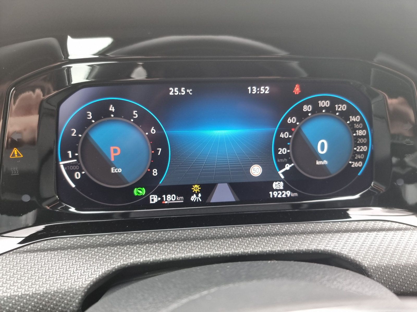 Golf Variant R-Line 1,5 l eTSI 130PS DSG+PDC+LED