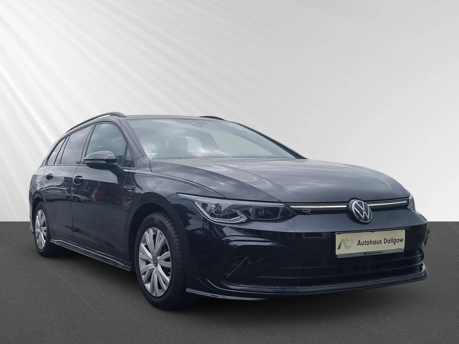Golf Variant R-Line 1,5 l eTSI 130PS DSG+PDC+LED