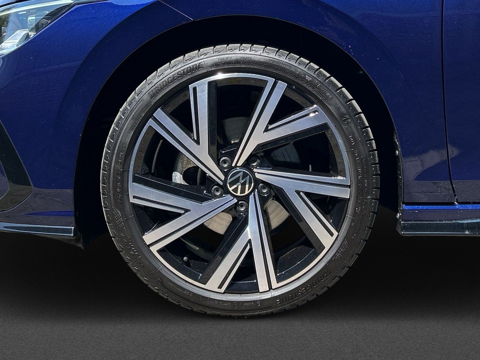 Golf Variant R-Line 1,5 l eTSI 130PS DSG PDC+LED