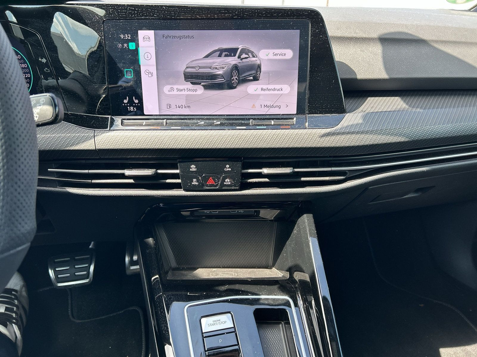 Golf Variant R-Line 1,5 eTSI 130PS DSG+LED+Navi+