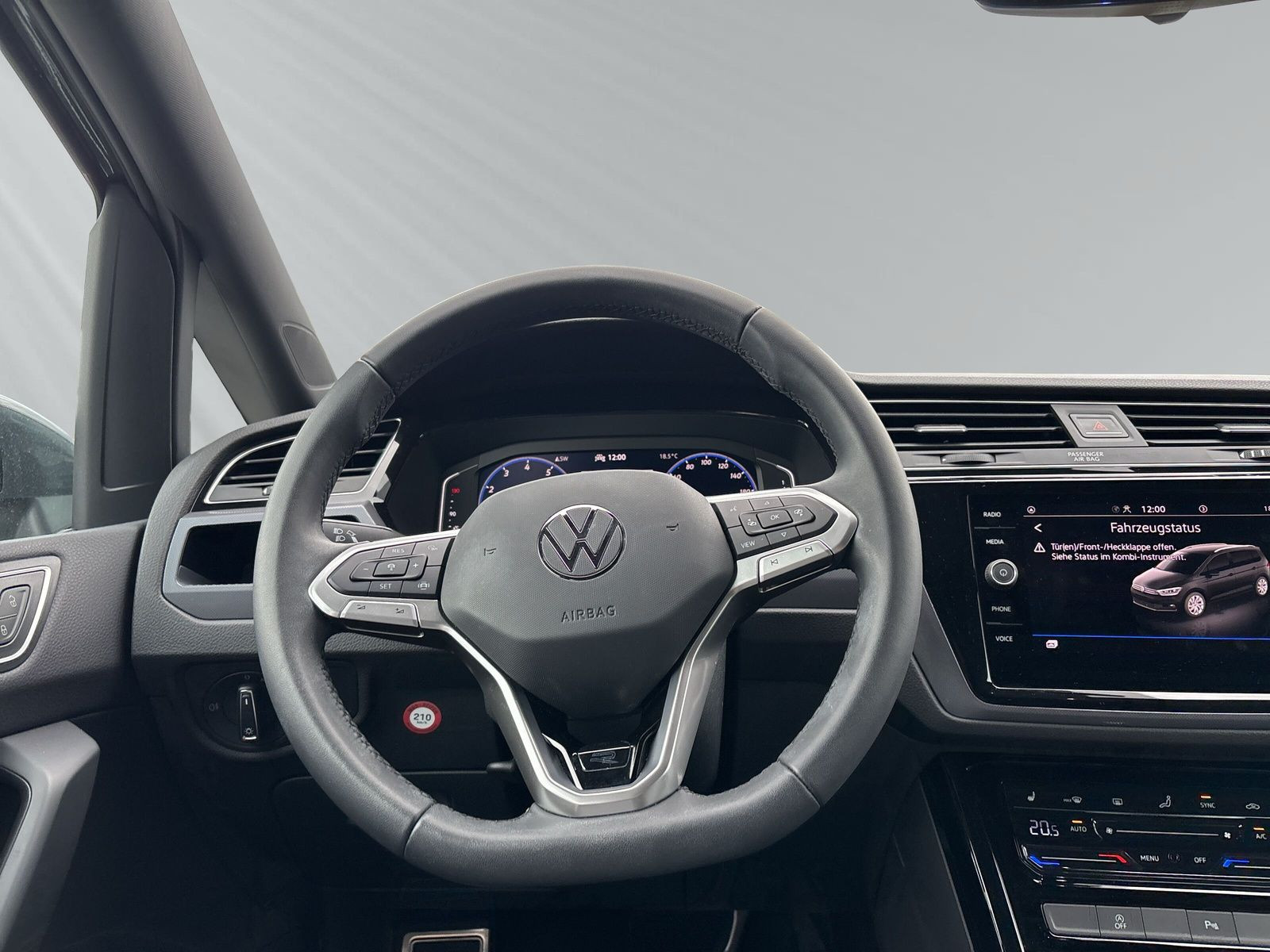 Touran Highline 1,5 l TSI 150 PS DSG+LED+Navig.+