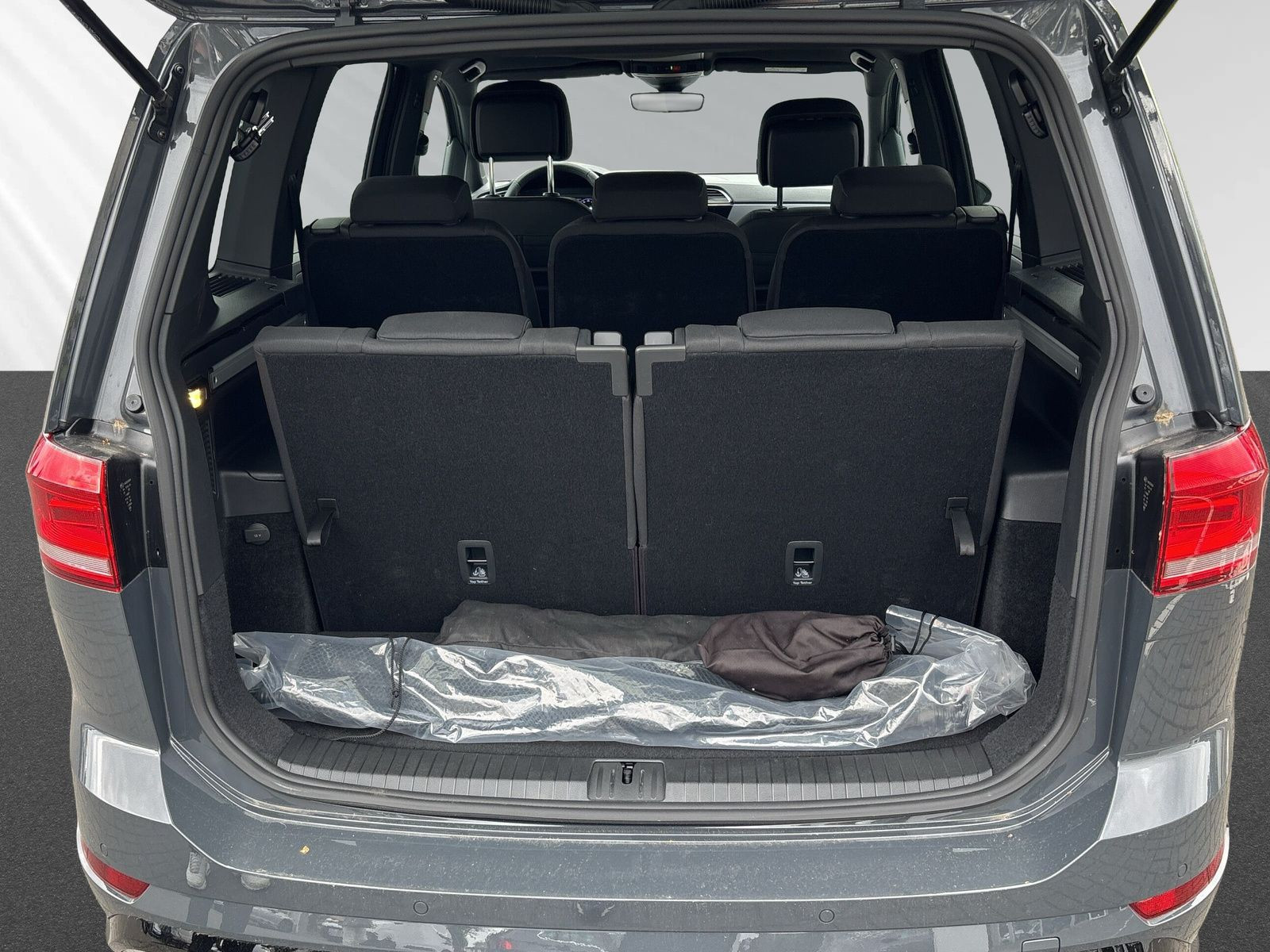 Touran Highline 1,5 l TSI 150 PS DSG+LED+Navig.+