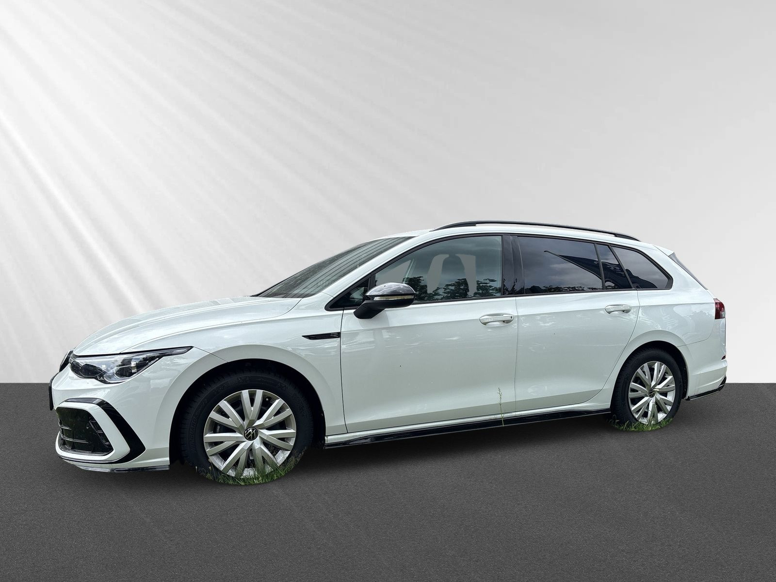 Golf Variant R-Line 1,5 l eTSI OPF 96 kW (130 PS) 7-Gang-Doppelkupplungsgetriebe DSG