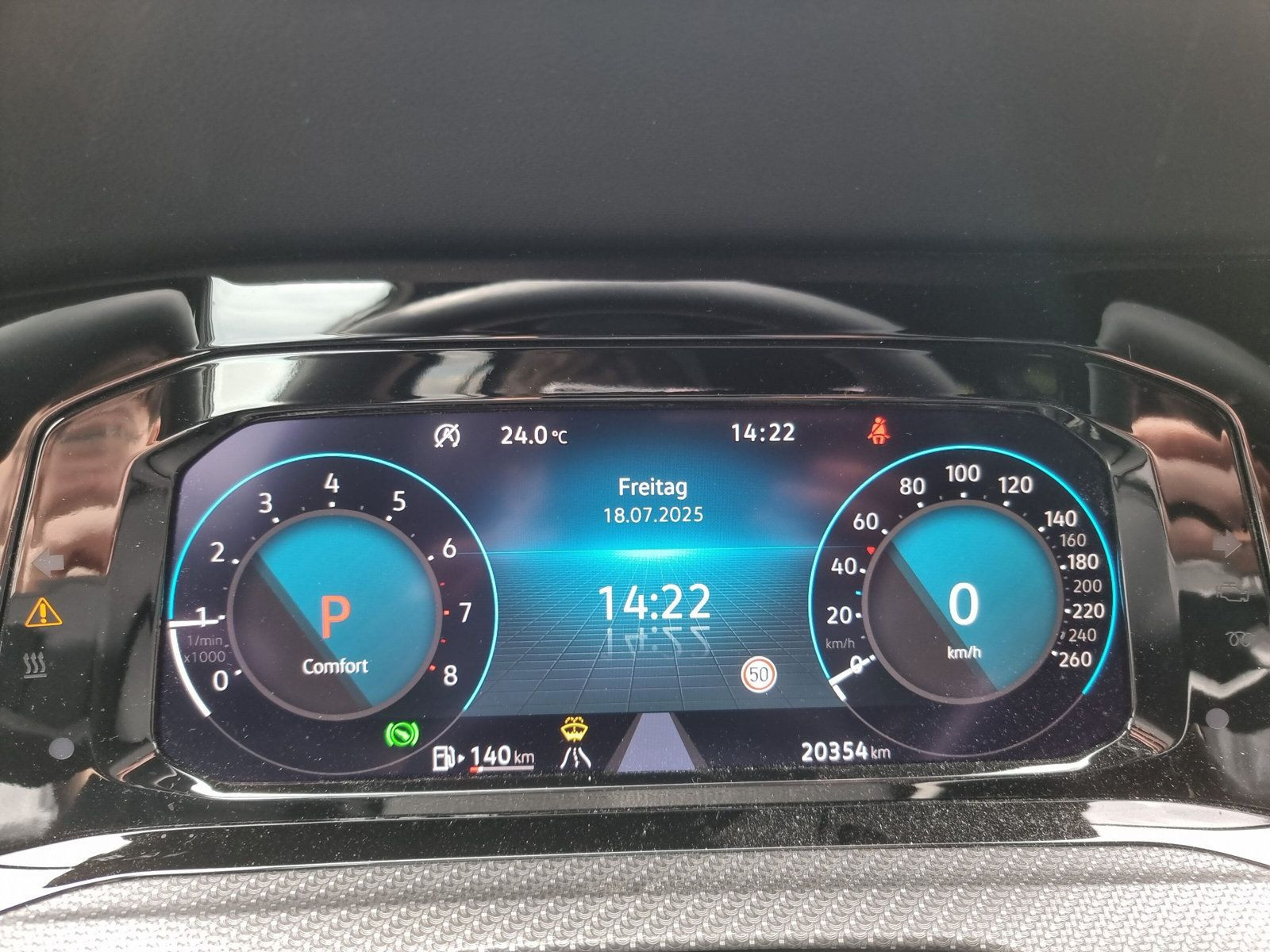 Golf Variant R-Line 1,5 l eTSI OPF 96 kW (130 PS) 7-Gang-Doppelkupplungsgetriebe DSG