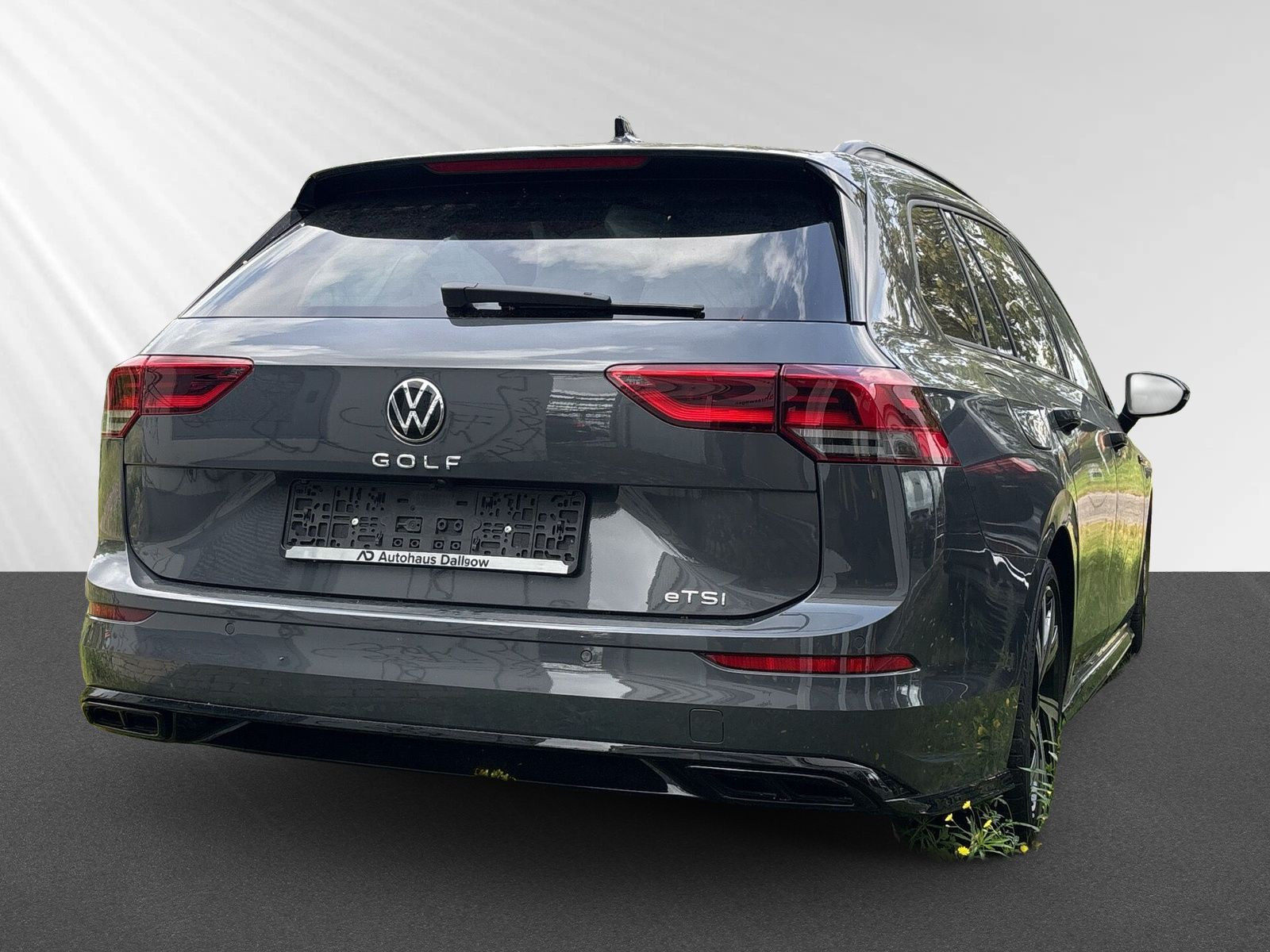 Golf Variant R-Line 1,5 l eTSI OPF 96 kW (130 PS) 7-Gang-Doppelkupplungsgetriebe DSG