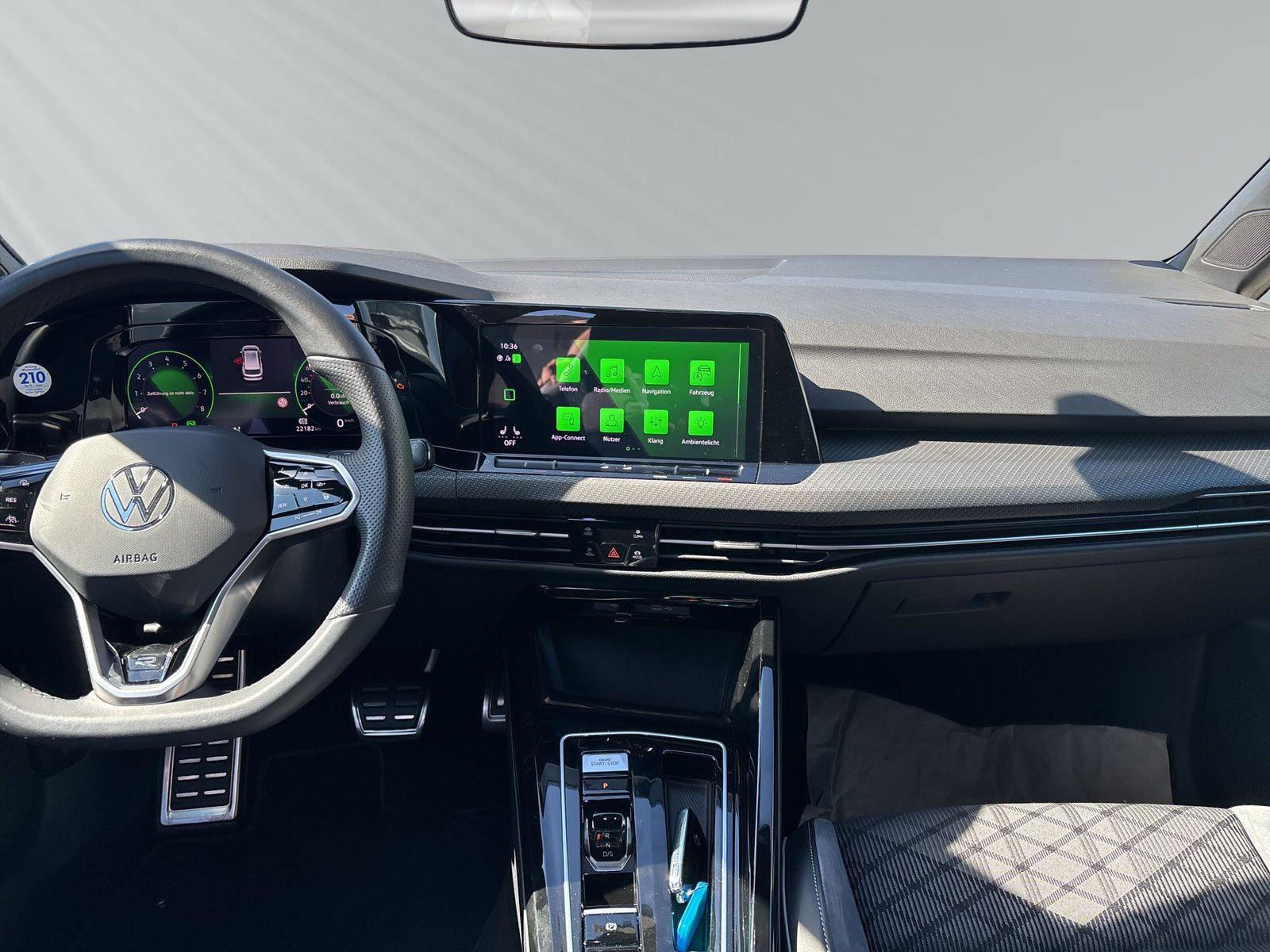 Golf Variant R-Line 1,5 l eTSI OPF 96 kW (130 PS) 7-Gang-Doppelkupplungsgetriebe DSG