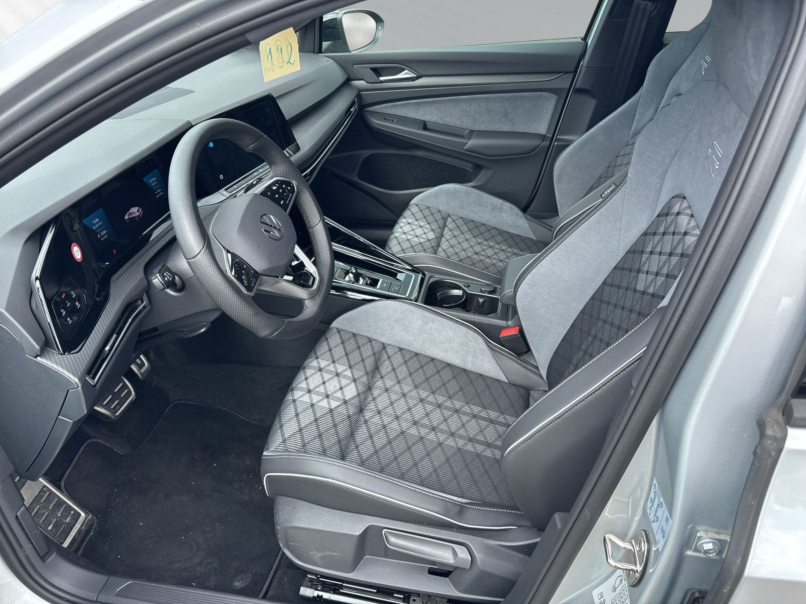 Golf Variant R-Line 1,5 l eTSI OPF 96 kW (130 PS) 7-Gang-Doppelkupplungsgetriebe DSG