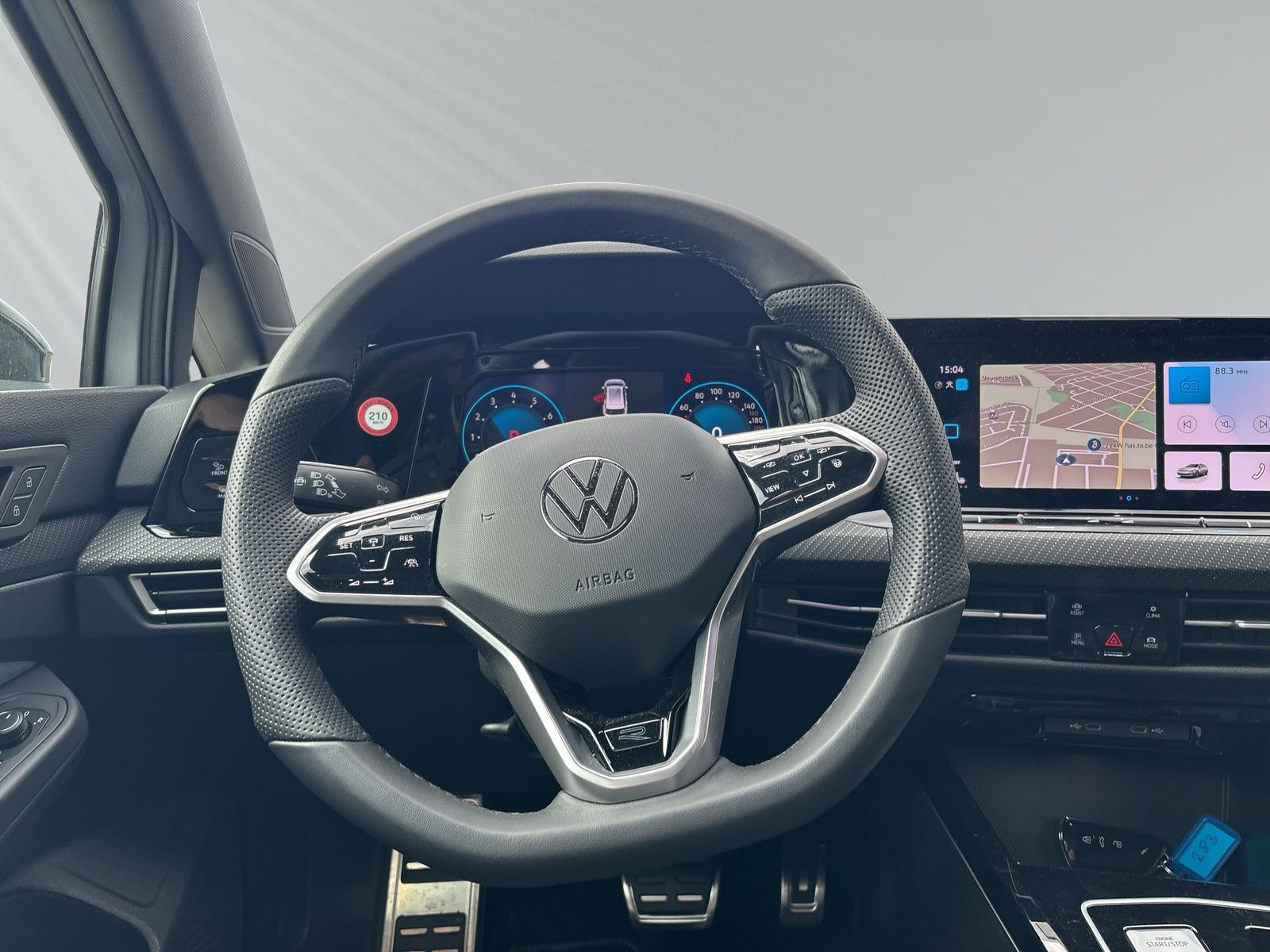 Golf Variant R-Line 1,5 l eTSI OPF 96 kW (130 PS) 7-Gang-Doppelkupplungsgetriebe DSG