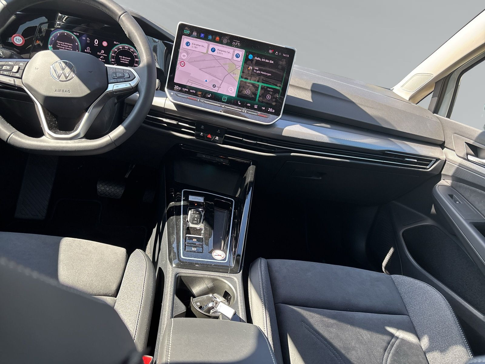 Golf VIII 1.5 eTSI Style Busin.Prem+Pano+LEDmatr