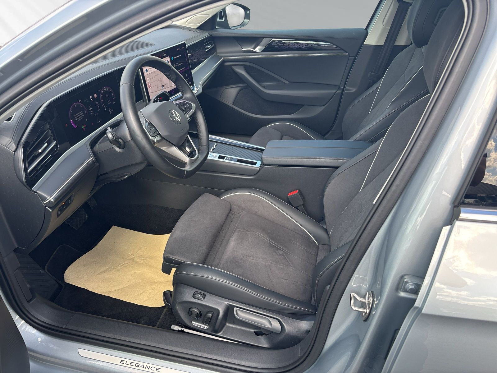 Passat Elegance 2,0 TDi 150PS*NEUES MODELL