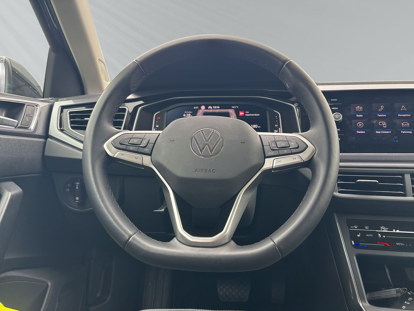 Polo Style 1.0l 116PS*DSG AlarmWifi+Nav+RFK+WiRä