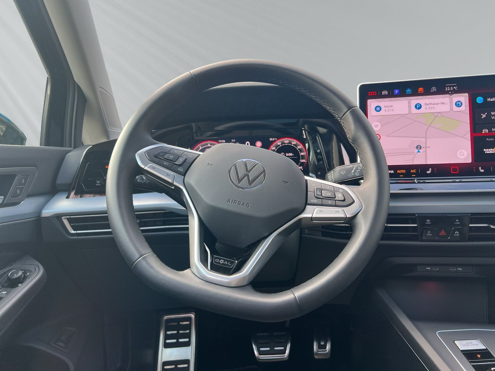 Golf VIII 1.5 eTSI Goal+AHK klapb.+PANO+RFK+WiRä