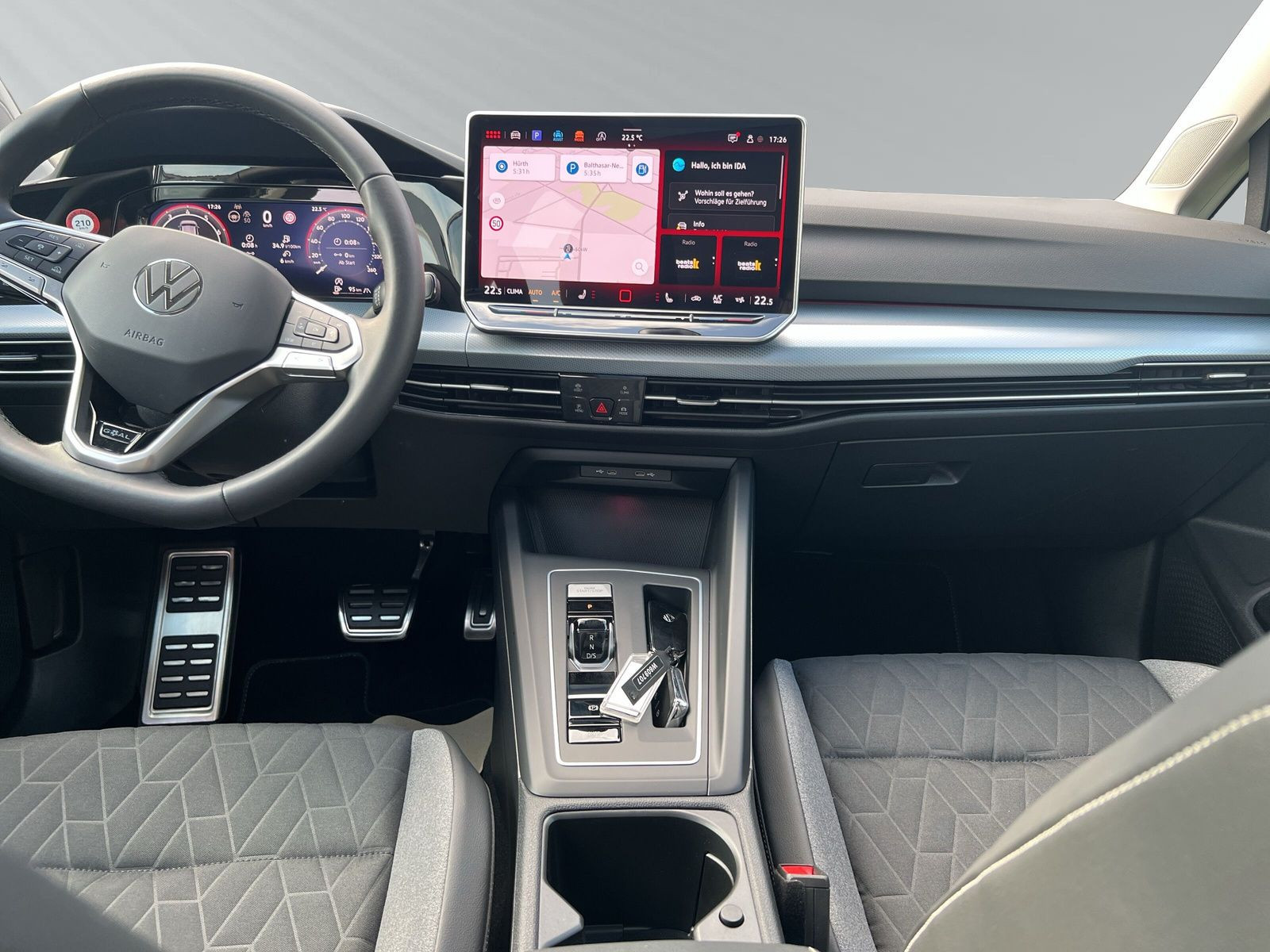 Golf VIII 1.5 eTSI Goal+AHK klapb.+PANO+RFK+WiRä