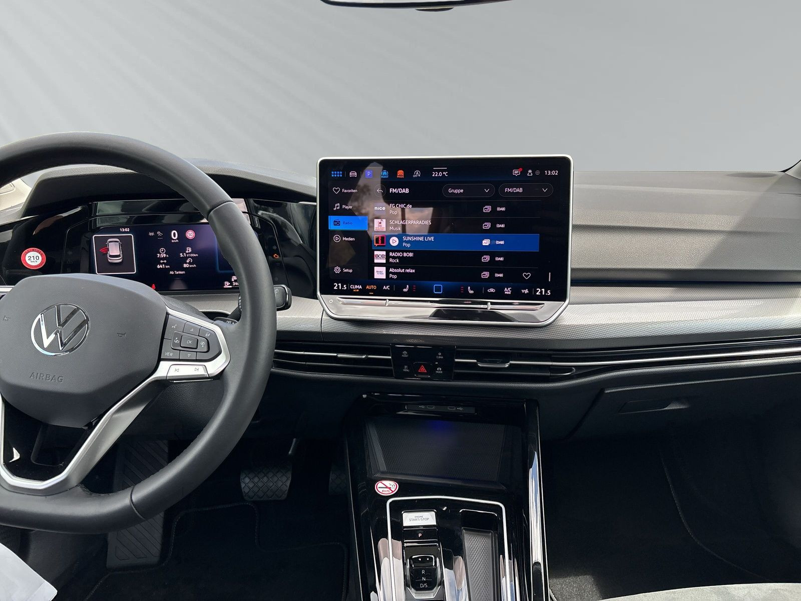 Golf VIII 1.5 eTSI Style Busin.Prem+Pano+LEDmatr