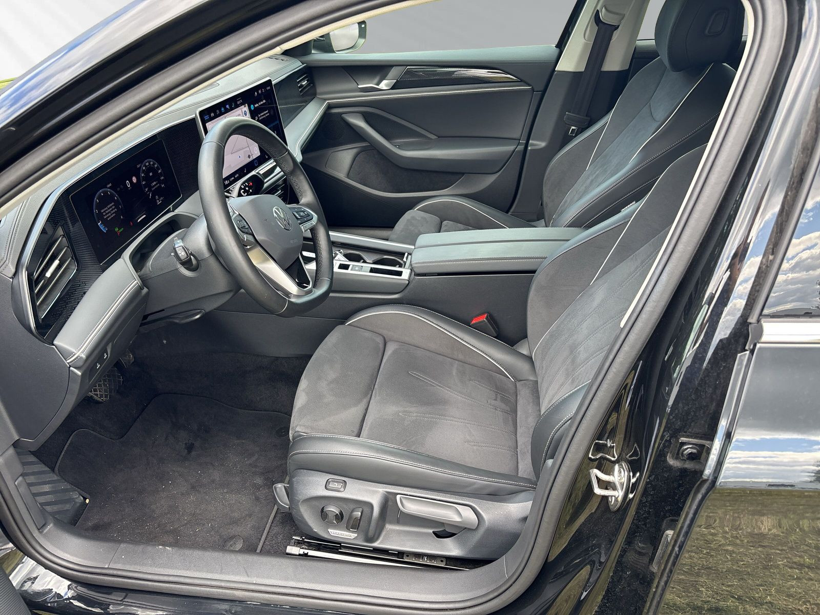 Passat Variant Business 1,5l eTSi 150PS*NEU MOD.