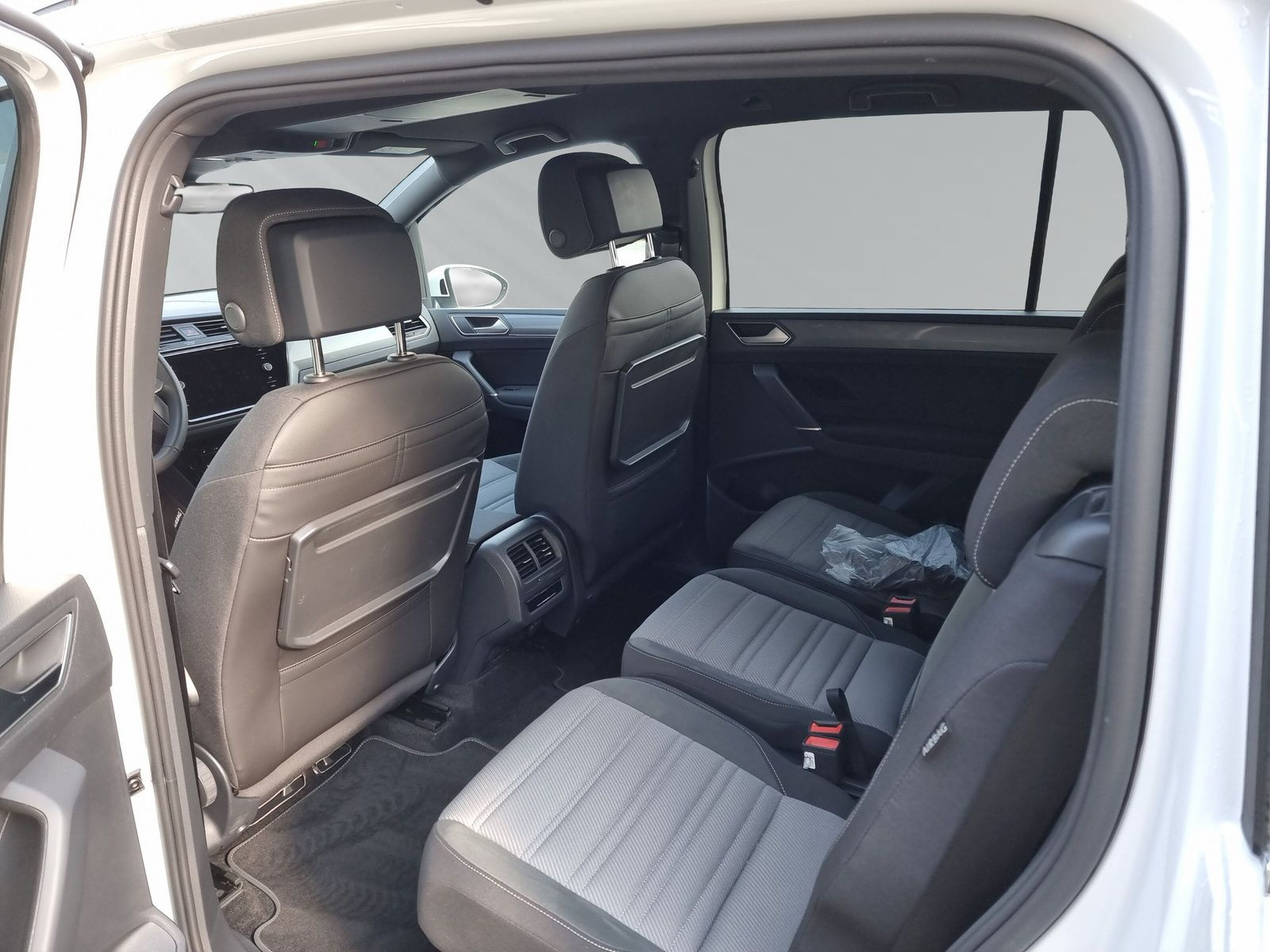 Touran Highline 1,5 l TSI OPF 110 kW (15 0 PS) 7-Gang-Doppelkupplungsgetriebe DSG