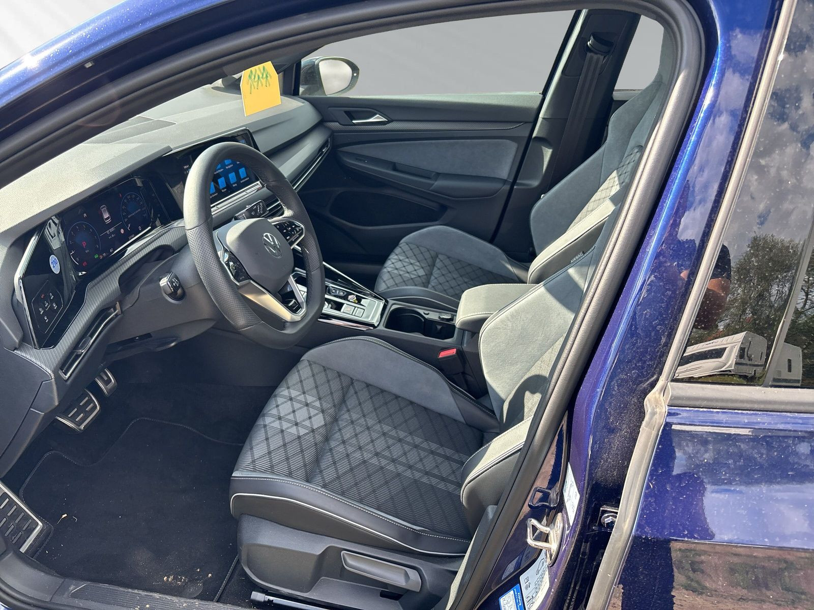 Golf Variant R-Line 1,5 l eTSI OPF 96 kW (130 PS) 7-Gang-Doppelkupplungsgetriebe DSG