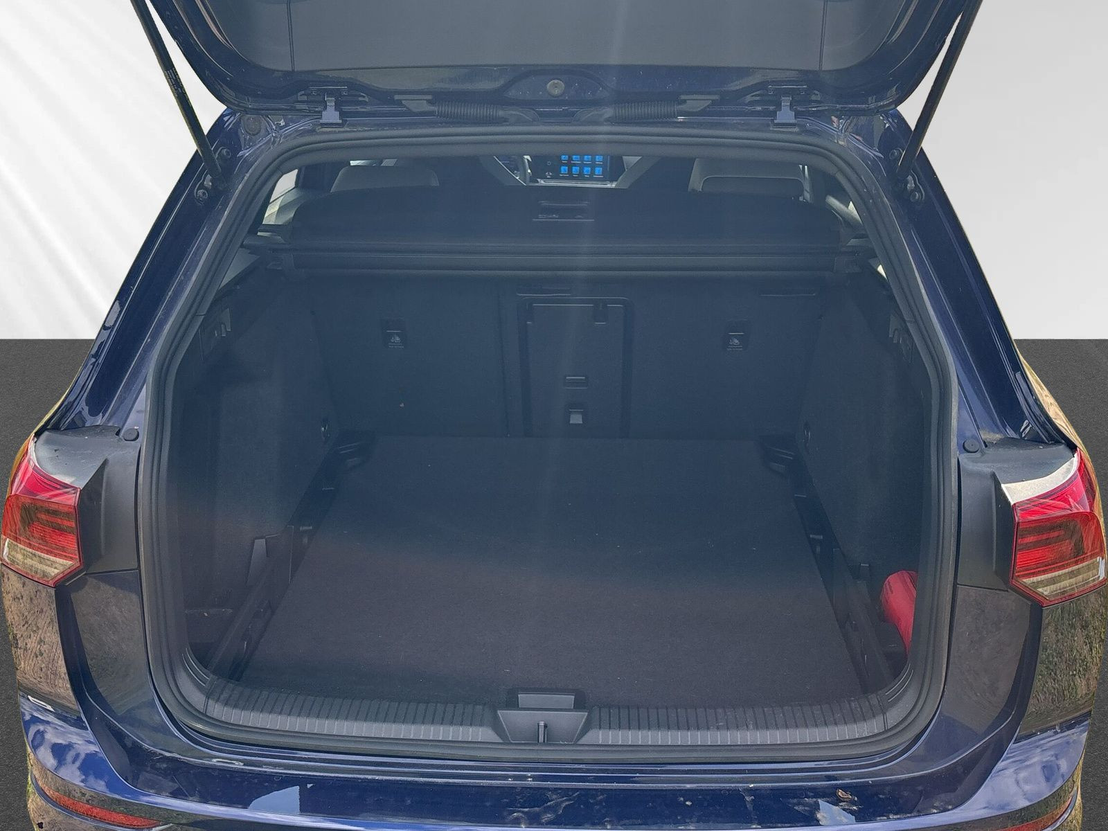 Golf Variant R-Line 1,5 l eTSI OPF 96 kW (130 PS) 7-Gang-Doppelkupplungsgetriebe DSG