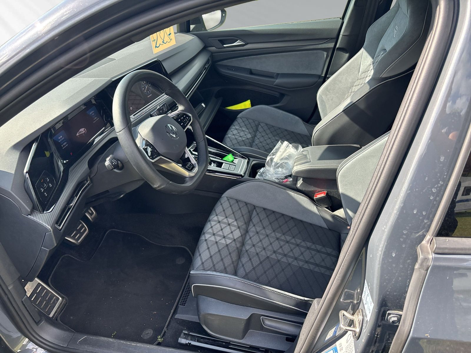 Golf Variant R-Line 1,5 l eTSI OPF 96 kW (130 PS) 7-Gang-Doppelkupplungsgetriebe DSG