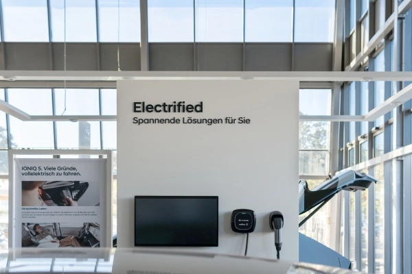 2-spandau-hyundai-elektrisch-laden-01-autohaus-arnhoelter.jpg-600x400
