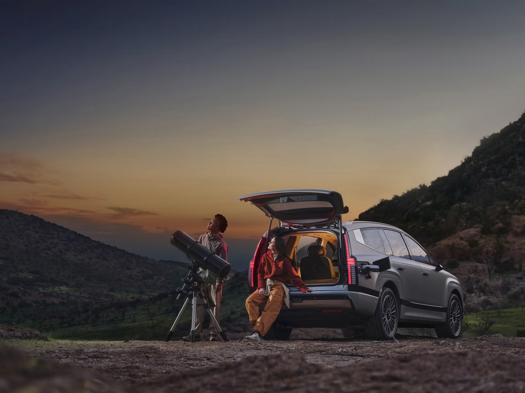 Hyundai Ioniq 9 Camping